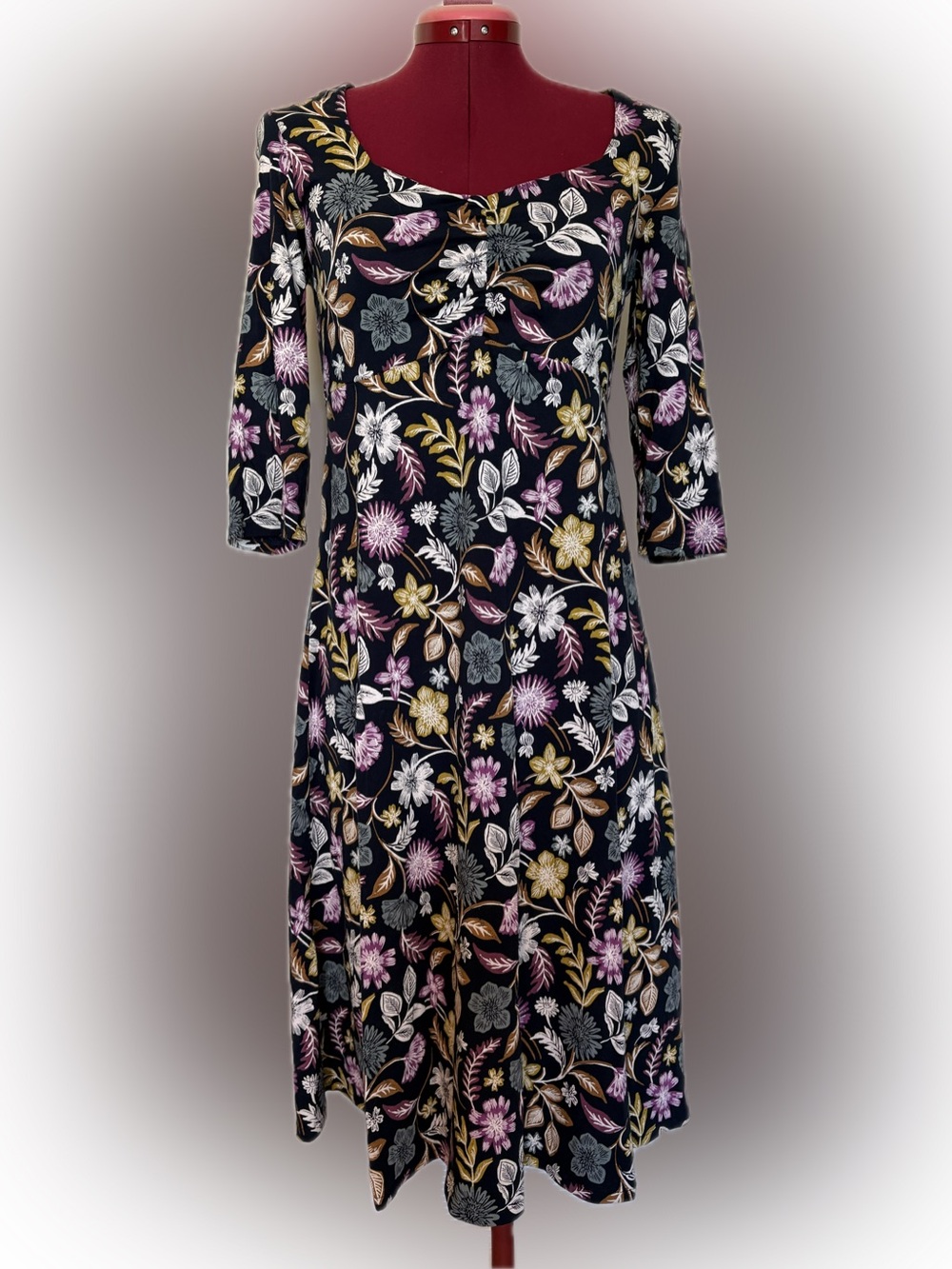 Seasalt Cornwall Secret Cove Dress Navy Folk Floral Sweetheart Neck Midi